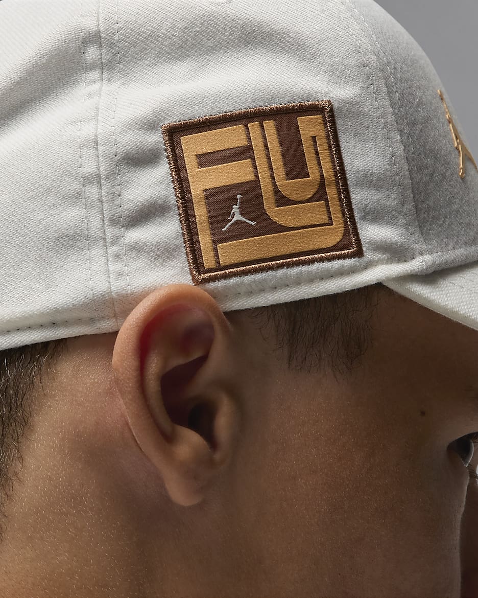 Cappello jordan oro discount